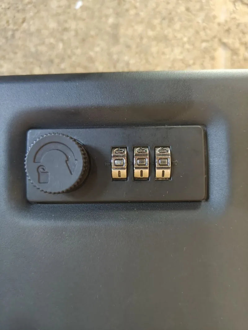 Caja de seguridad portátil con cerradura numerica