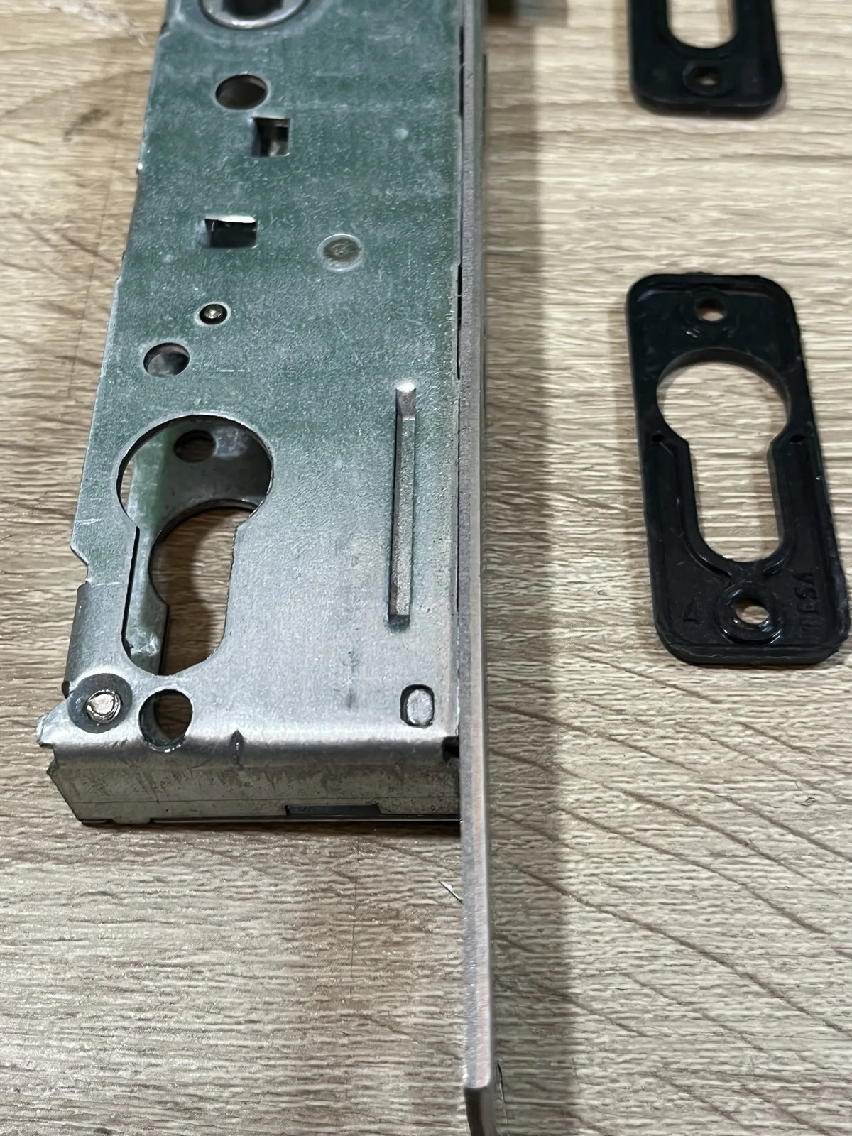 Cerradura Monopunto De Palanca Tesa Assa Abloy