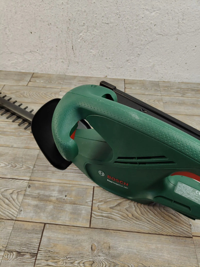Cortasetos a batería EasyHedgeCut - Bosch