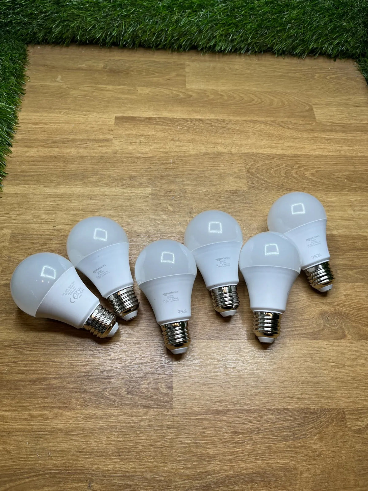 Bombilla LED E27 rosca Edison Amazon Basics