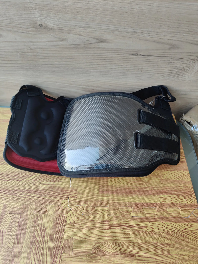 Protector de costillas de fibra de carbono - OMP