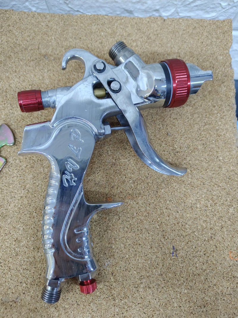 Pistola de Pintura HVLP con 4 Boquillas