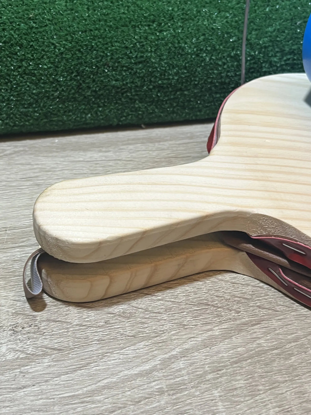 Fuelle de madera para espolvorear Flores Cortés