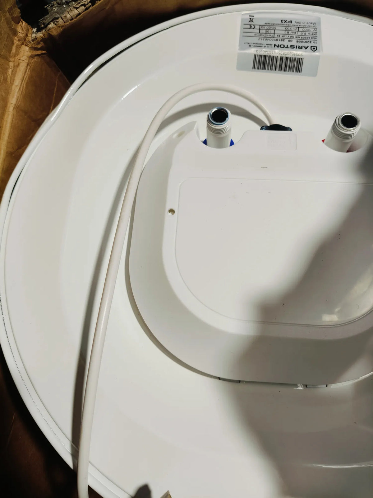 Calentador de Agua Eléctrico - Ariston