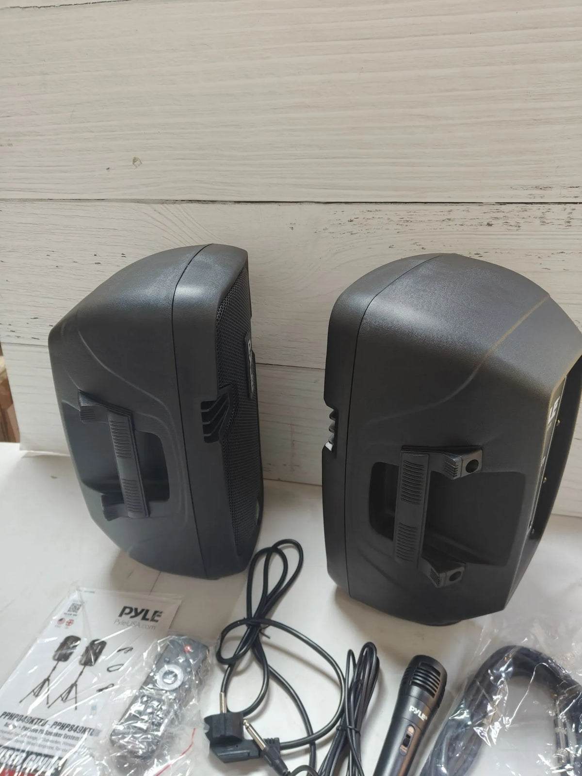Altavoz autoamplificado Bluetooth - Pyle