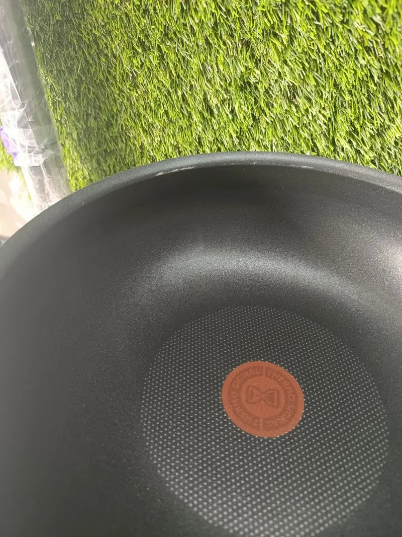 Juego de 3 Sartenes 22/24/26 cm + 2 Cazos 16/18 cm