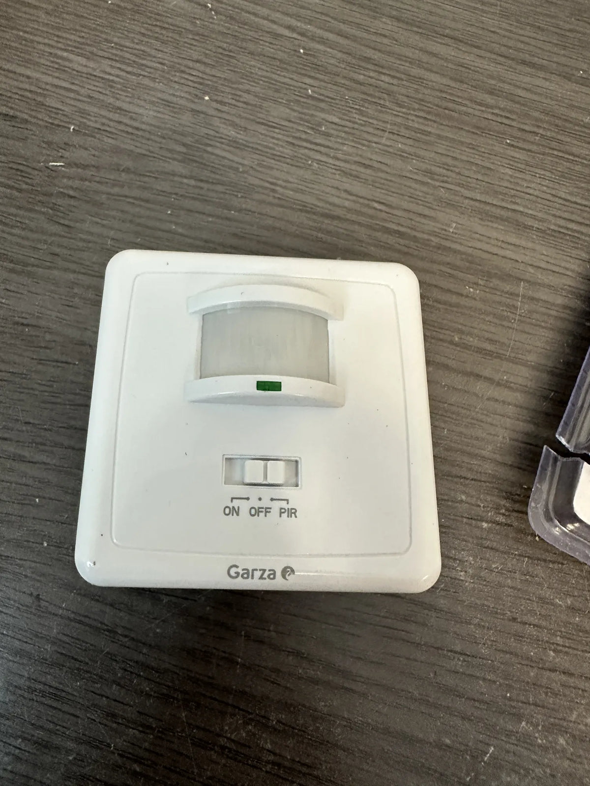 Detector de movimiento Garza