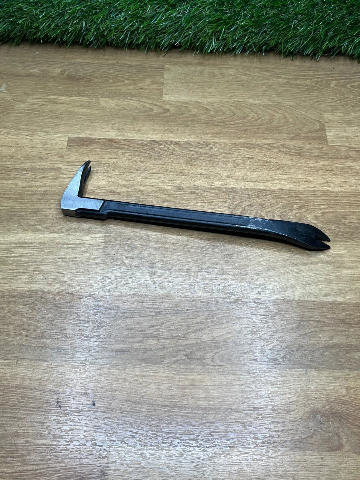 Barra sacaclavo pequeña 25cm STANLEY