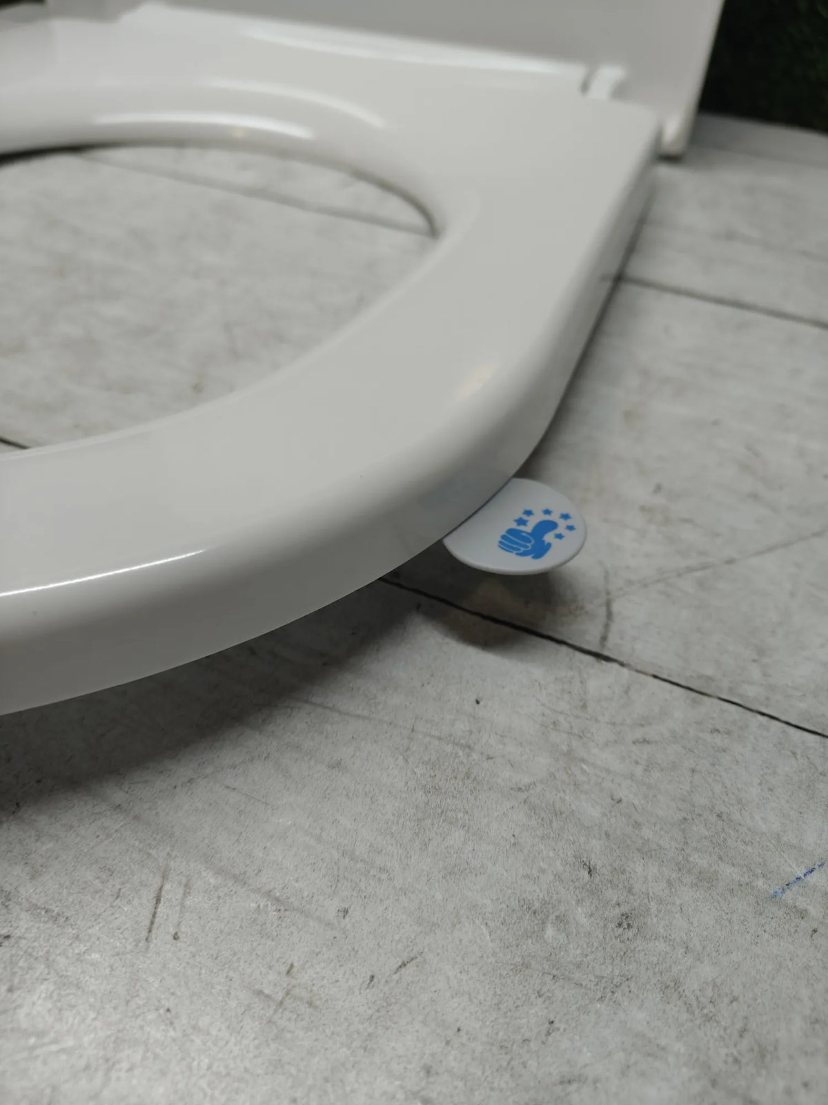 Asiento de inodoro universal con cierre suave - Yeaupe