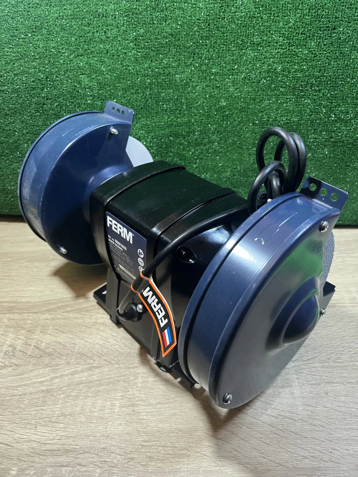 Amoladora FERM BGM1020