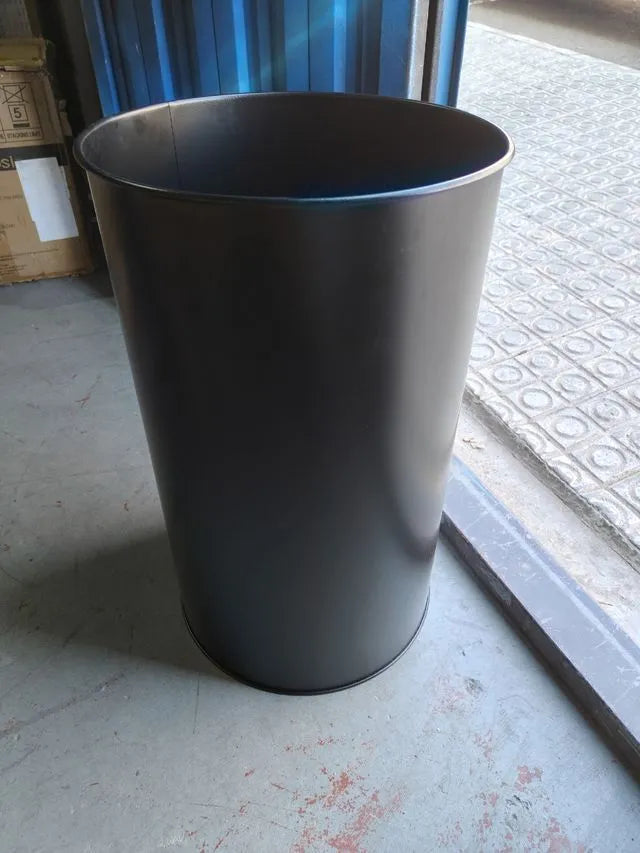 Papelera metálica con cenicero redonda 60L