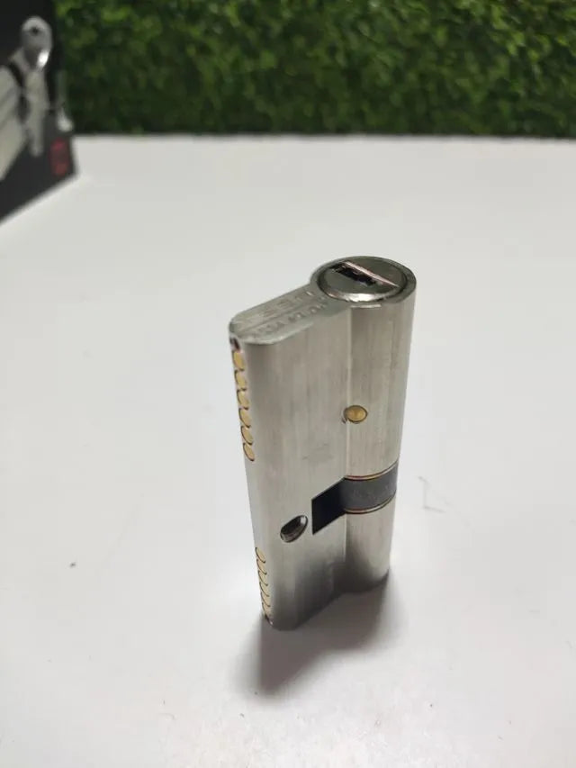 Tesa assa cilindro de alta seguridad