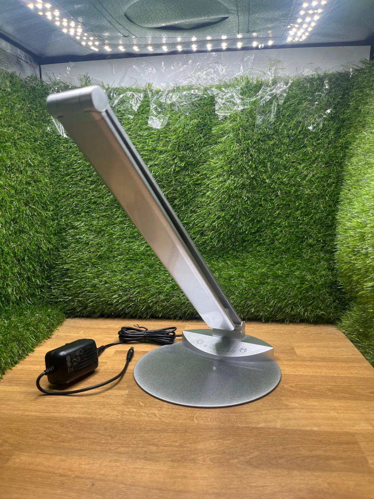 Lámpara de escritorio LED con tacto BRILONER