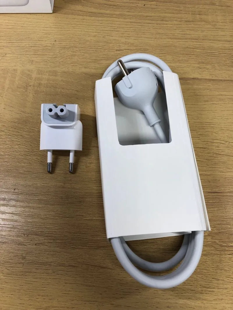 Adaptador de Corriente - Apple
