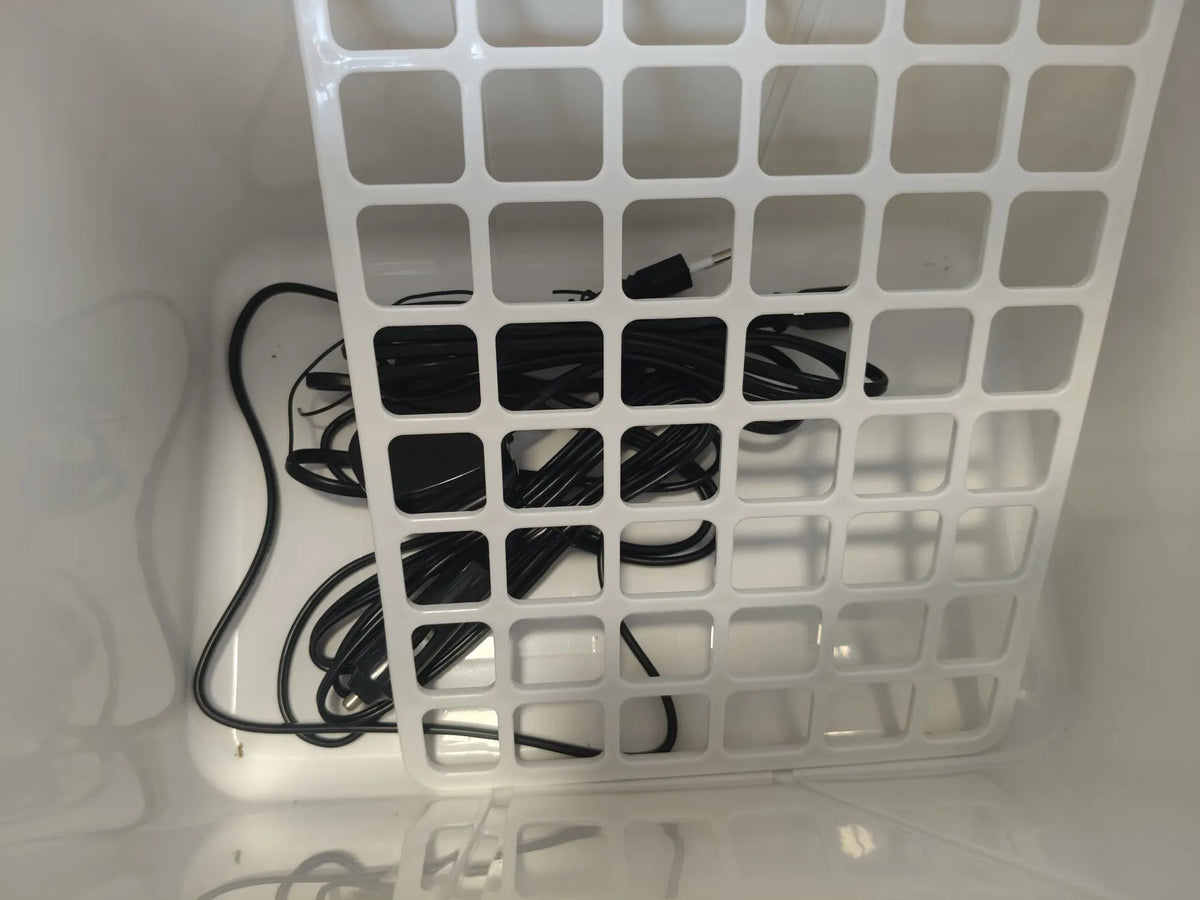 Nevera con Función de Refrigeración y Calentamiento, 12 V CC/230 V - AMAZON BASICS