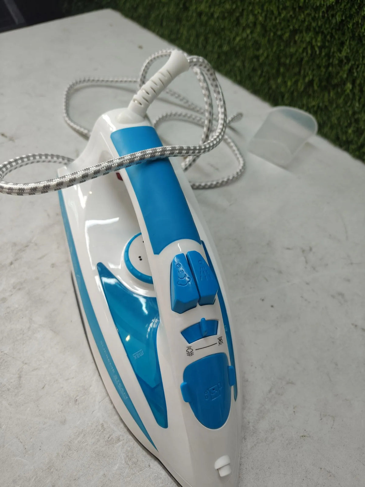 Plancha de ropa profesional - Russell hobbs