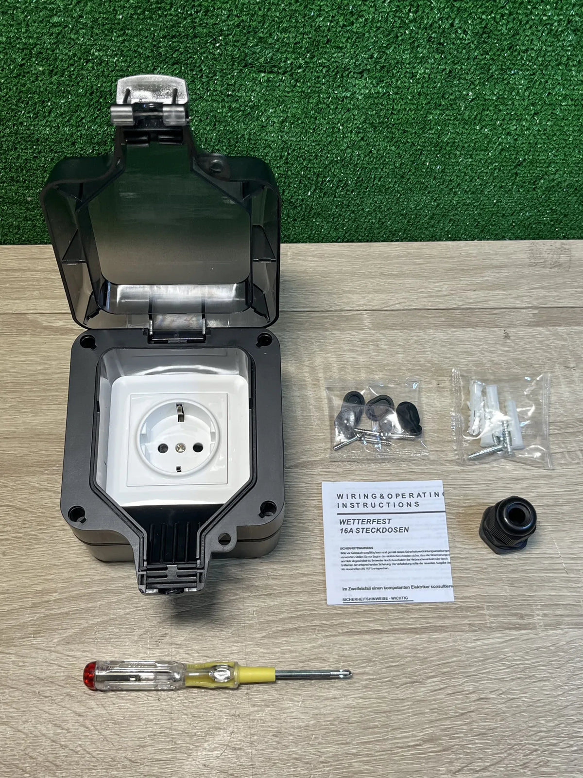 Toma exterior IP66 impermeable