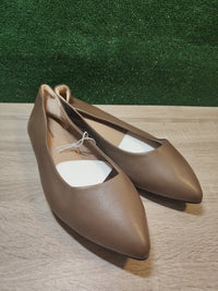 Bailarinas con Puntera en Pico Amazon Essentials