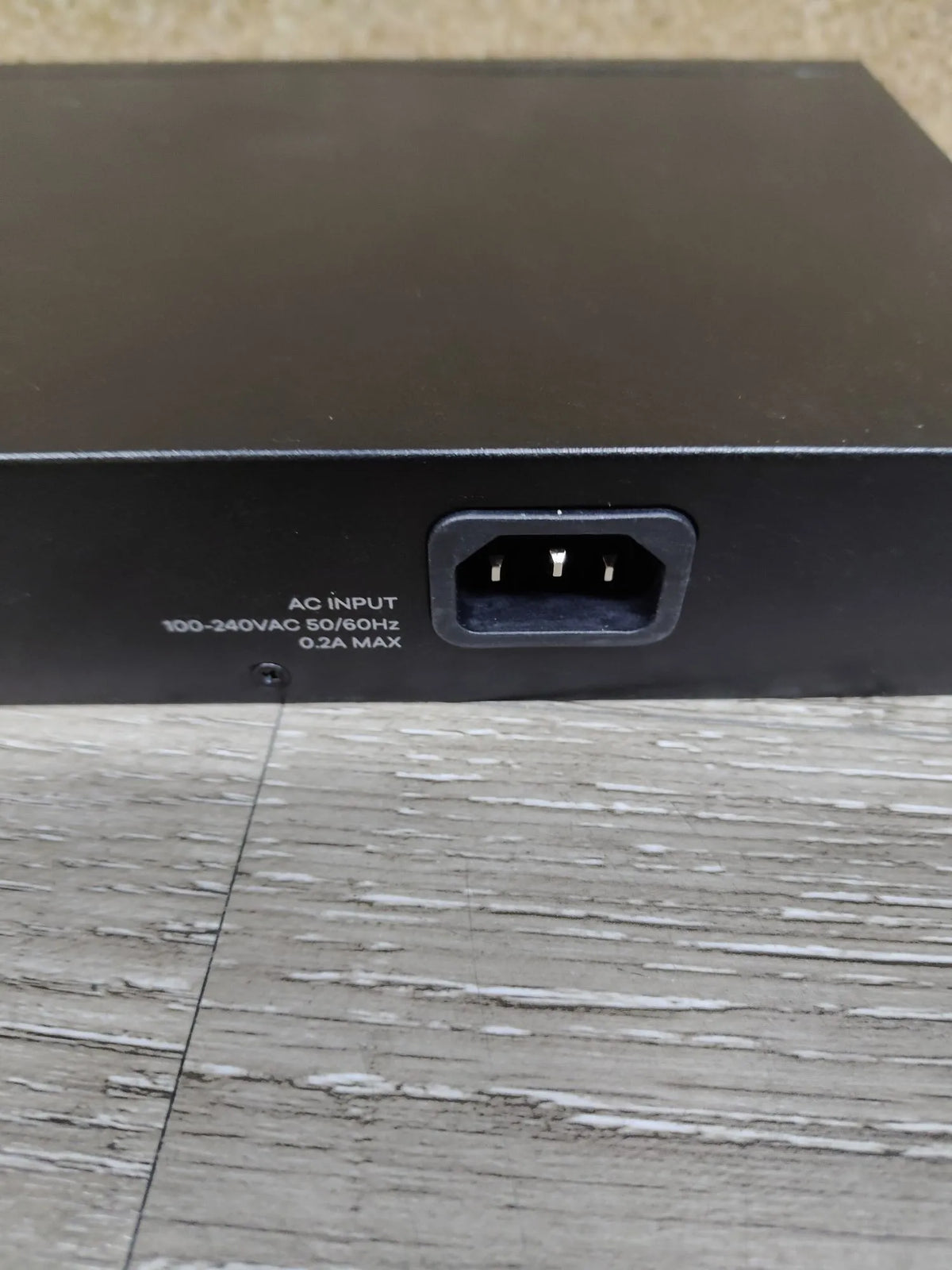 Switch ethernet 16 puertos Zyxel GS1100-16