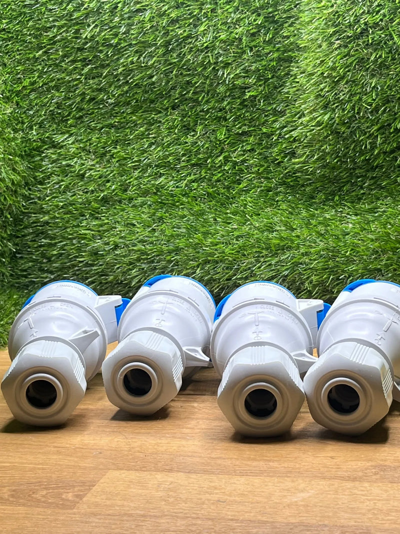 4 Enchufes eléctricos CEE 3 polos para uso exterior Brennenstuhl