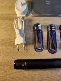 Cepillo de Dientes Eléctrico Negro Oral-B