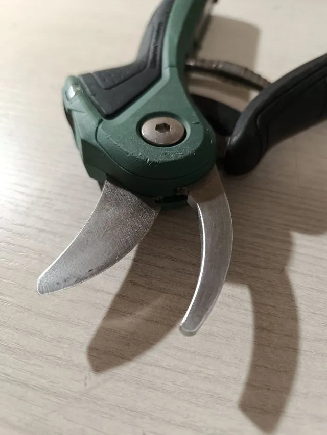 Tijeras de podar a batería (batería 3.6 V integrad