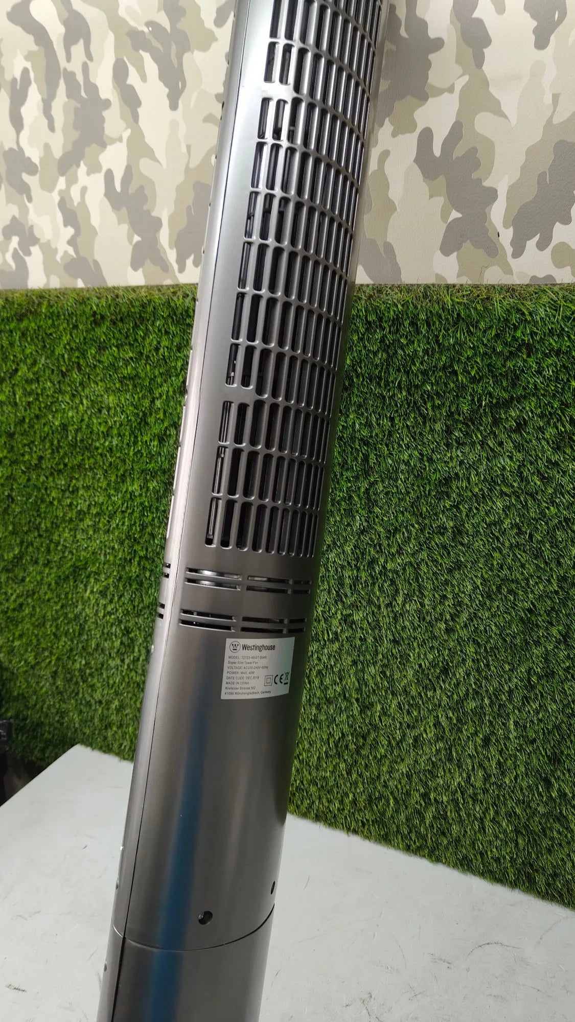 Ventilador de torre, 13 cm de diámetro y altura máxima de 120 cm