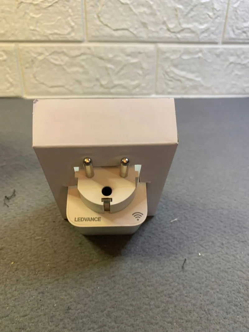 enchufe conmutable para WiFi