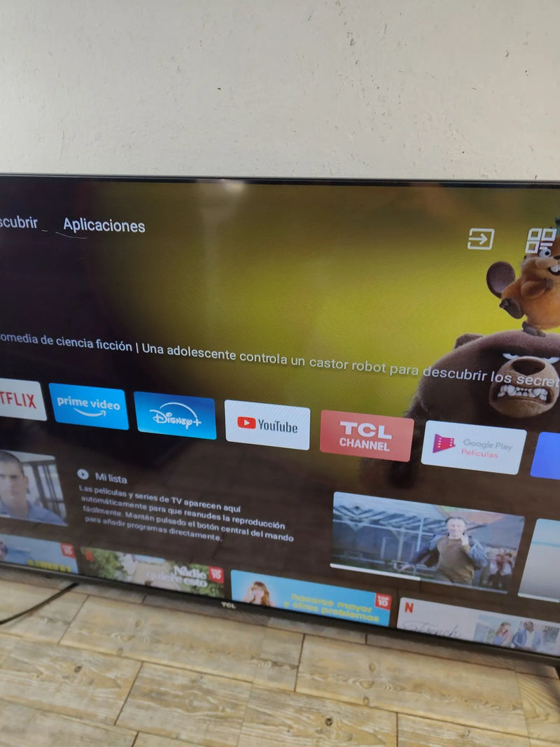 Televisión Smart TV 40" - TCL