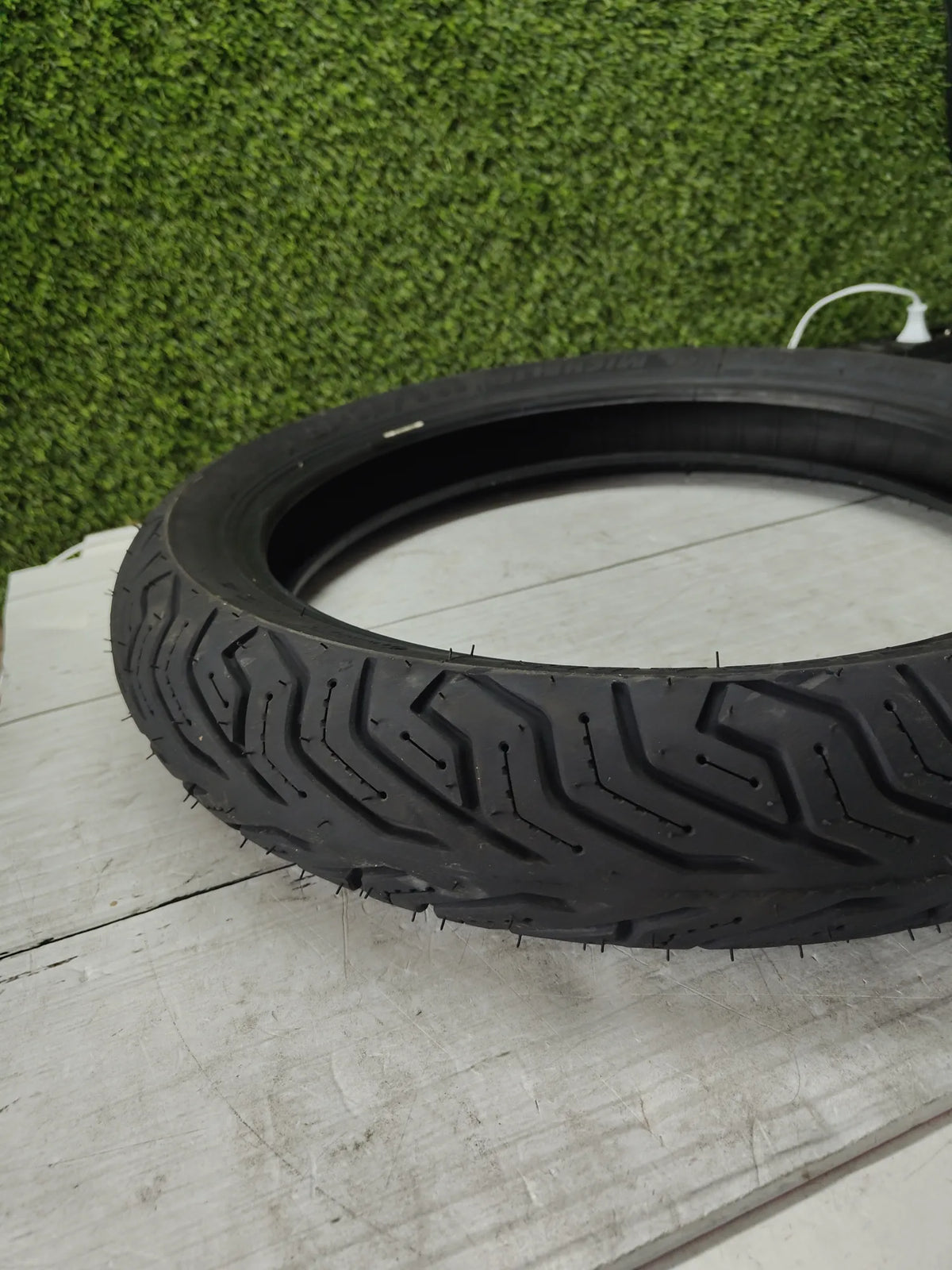 Neumático de moto Michelin 100/80-16