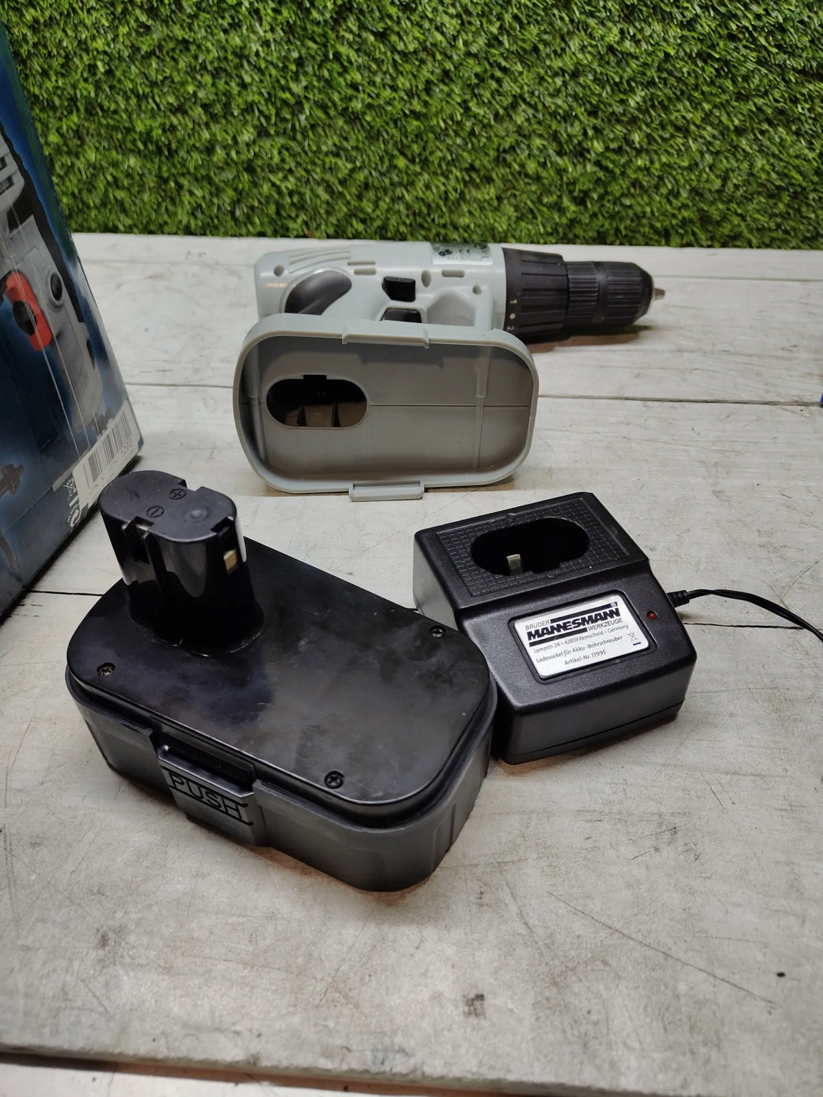 Taladro inalámbrico electrónico - Mannesmann