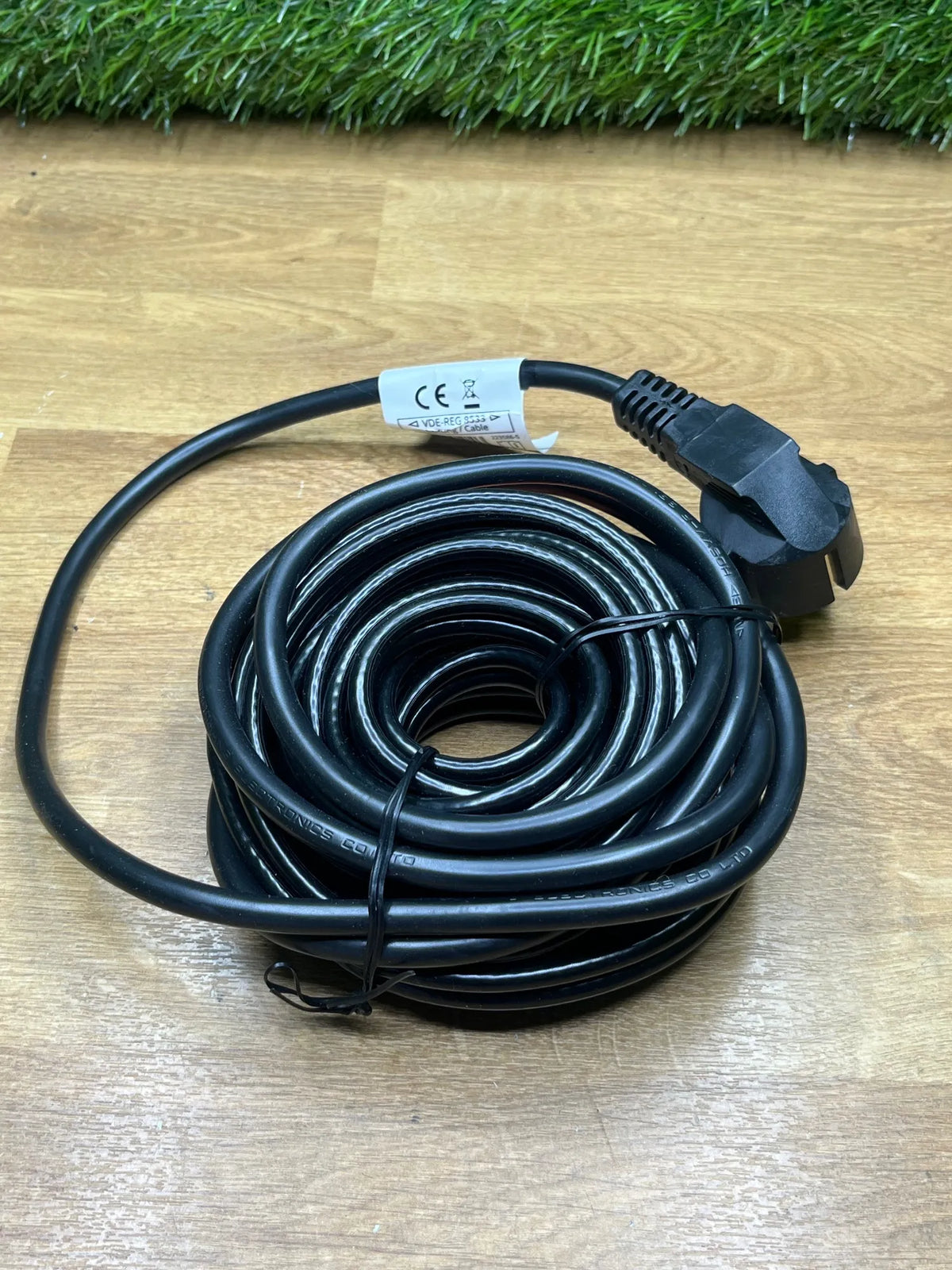 Cable calefactor anticongelante con termostato integrado