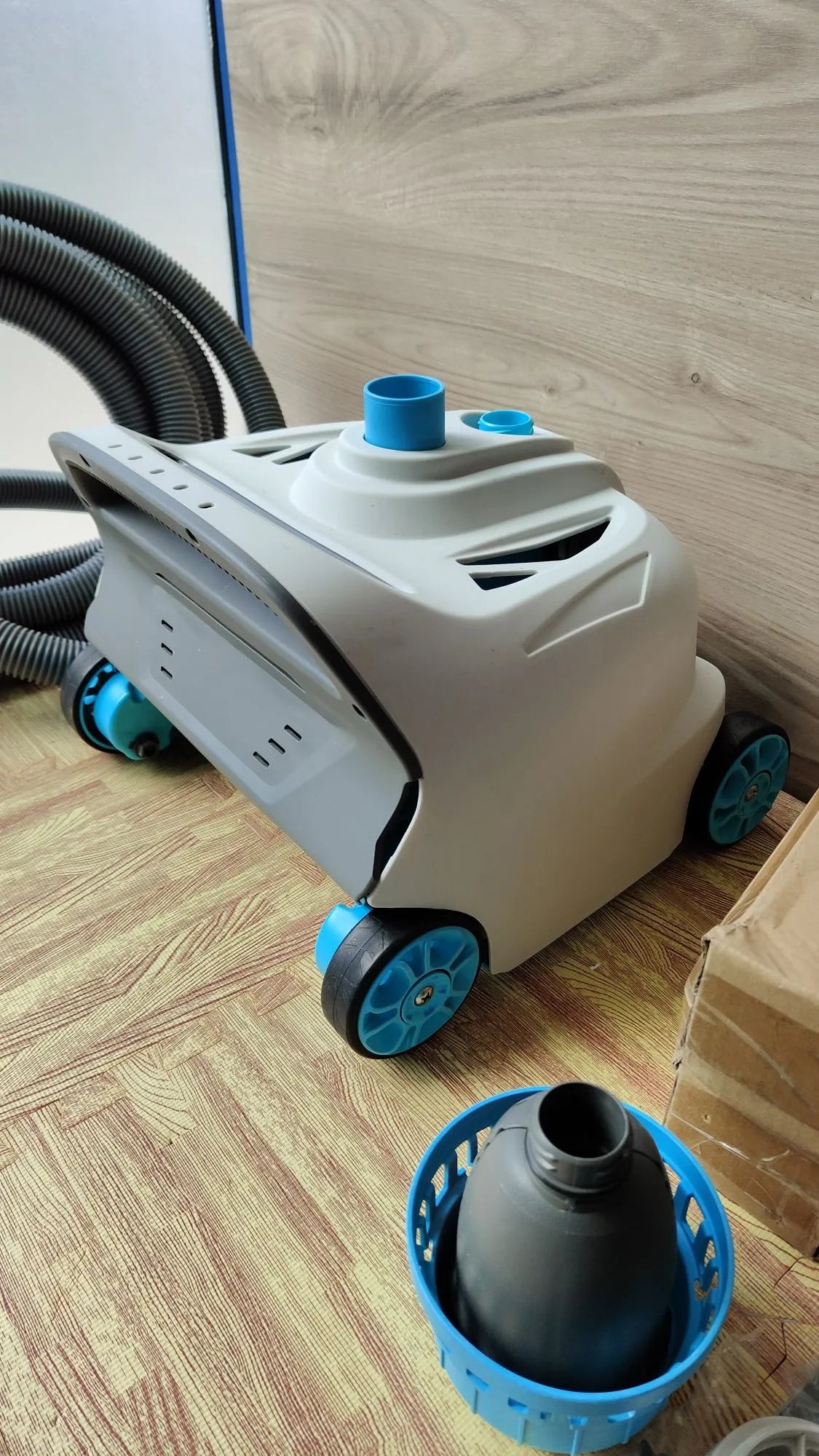 Limpiador automático de piscinas ZX300 Deluxe