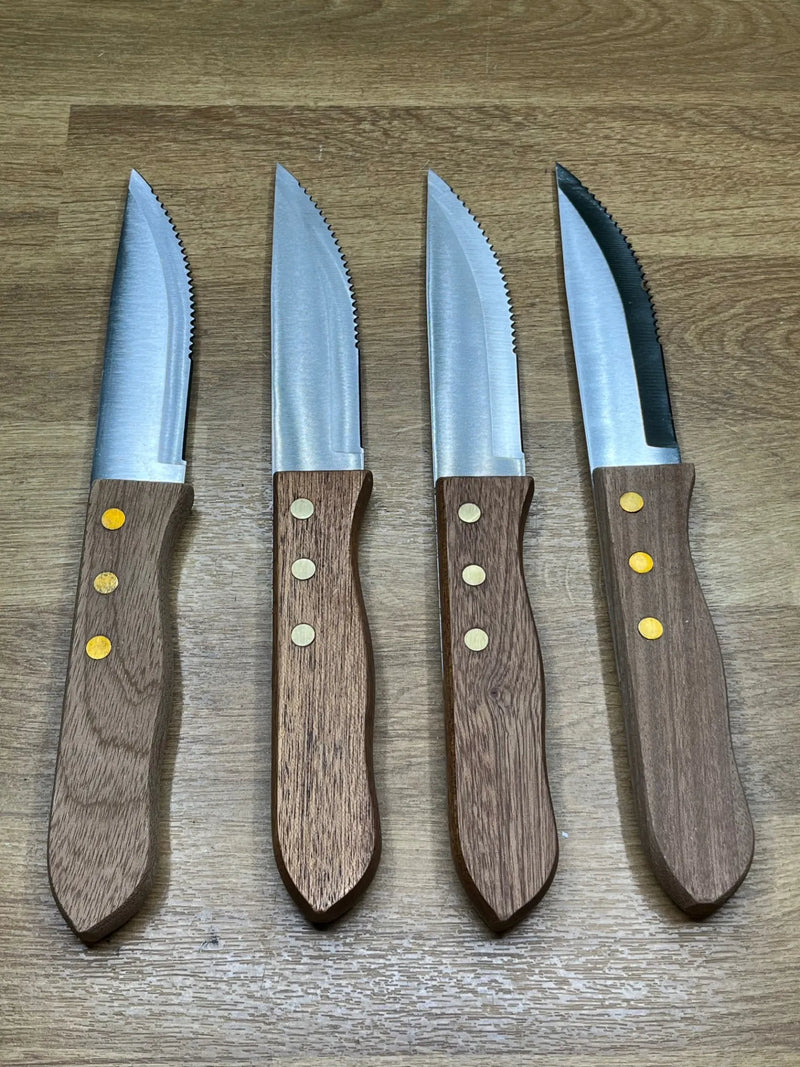 Set de 4 Cuchillos Chuleteros ANGUS