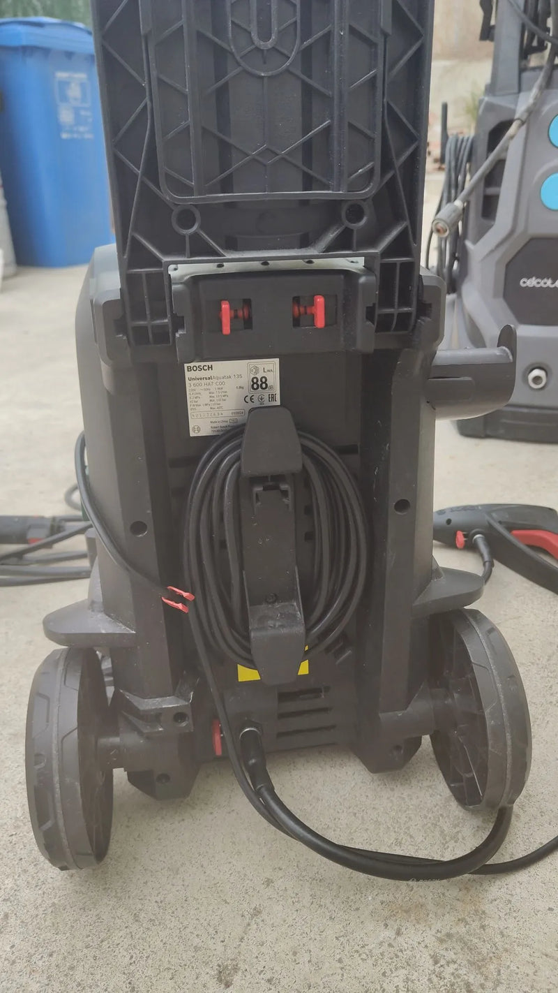 Bosch limpiadora de Alta presión UniversalAquatak 135