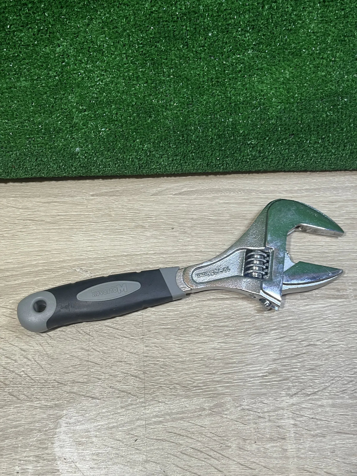 Llave Ajustable Gran Apertura WOLFPACK