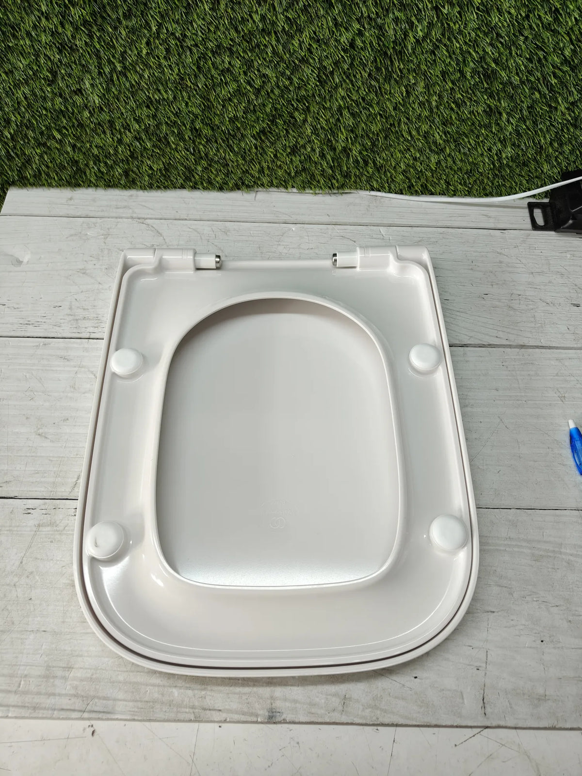 Asiento con tapa de inodoro - Ideal standard