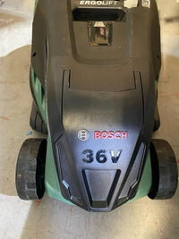 Cortacésped a batería UniversalRotak Bosch