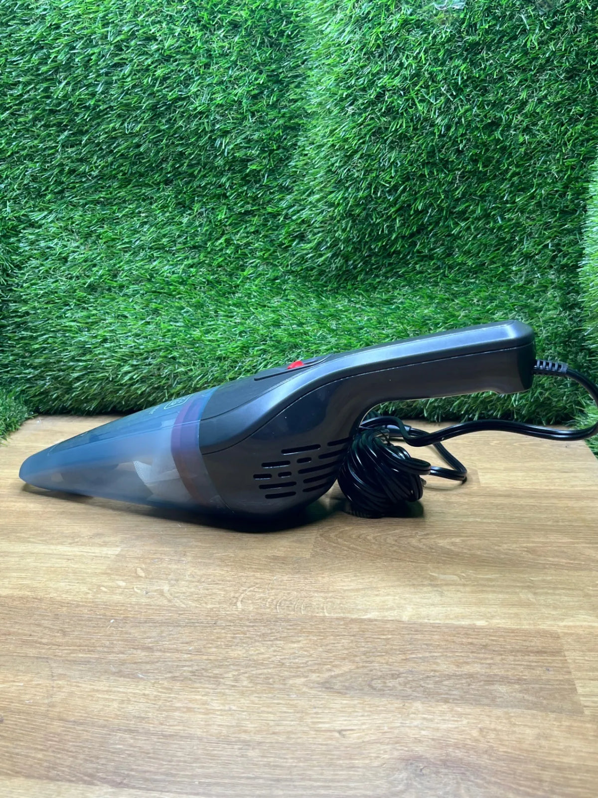 Aspiradora de Mano para Coche con Cable de 12V Black+Decker