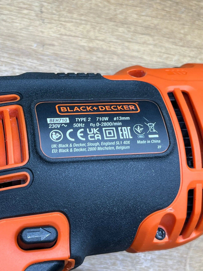Taladro percutor con cable de alto rendimiento BLACK+DECKER