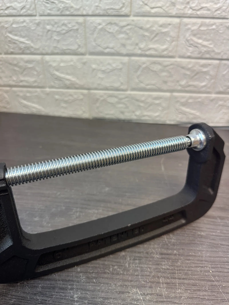 Tornillo de apriete
