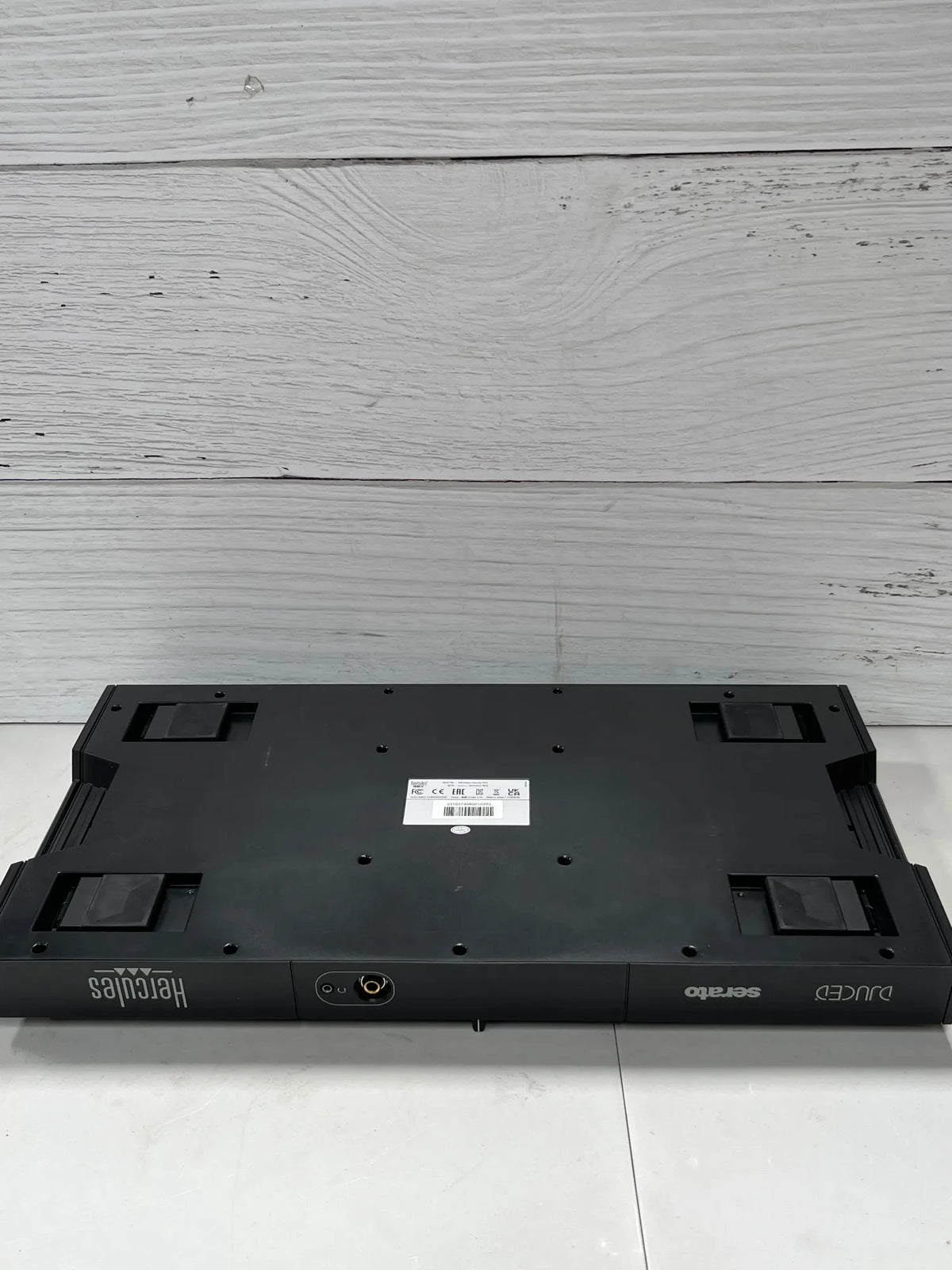 Controladora de DJ USB de 2 decks Inpulse 500 Hercules