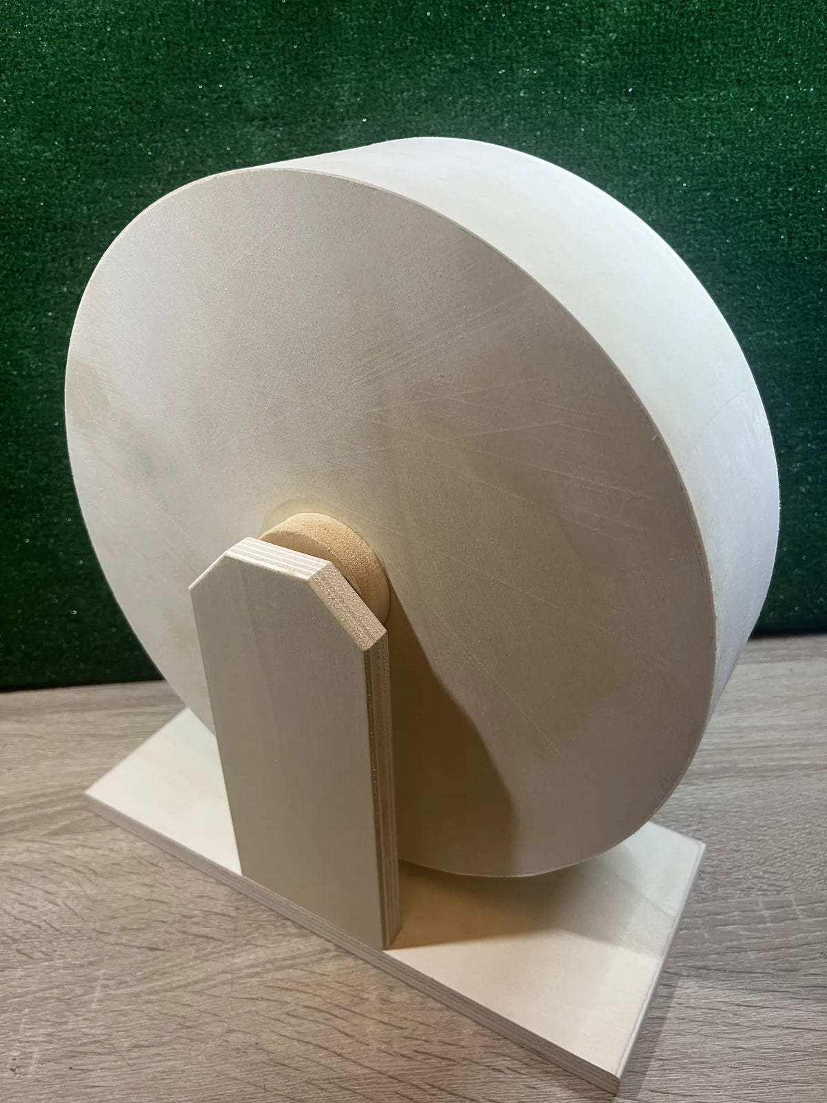 Rueda de Madera Karlie