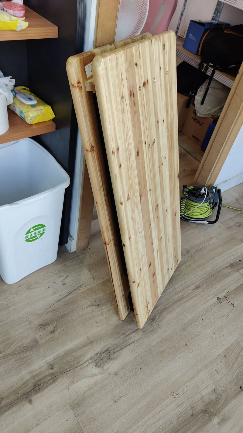 Mesa de cervecería plegable