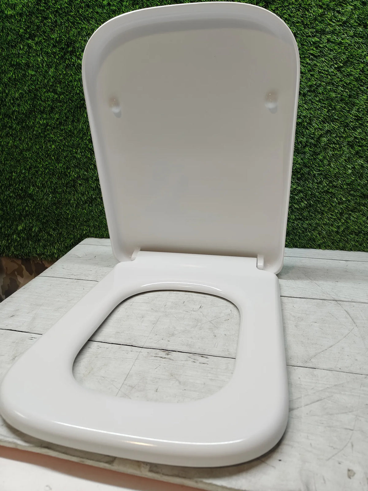Tapa de baño universal cuadrada - Grifema