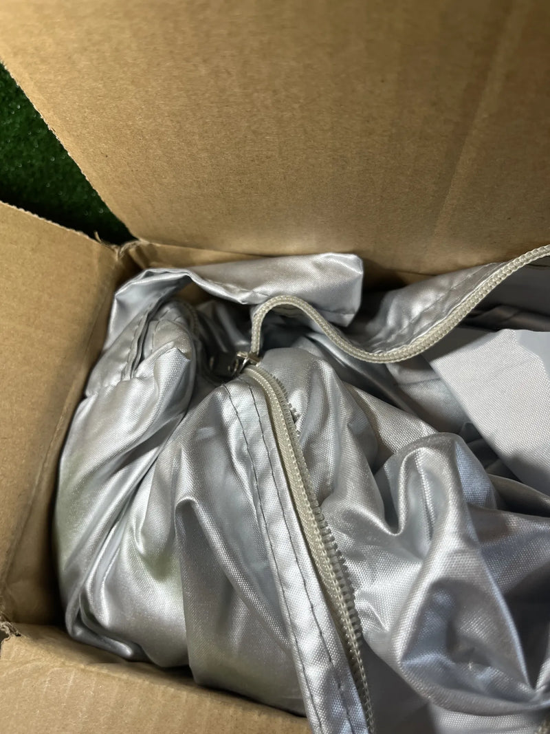 Funda resistente para Coche Amazon Basics