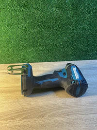 Llave de Impacto Batería 18V Makita