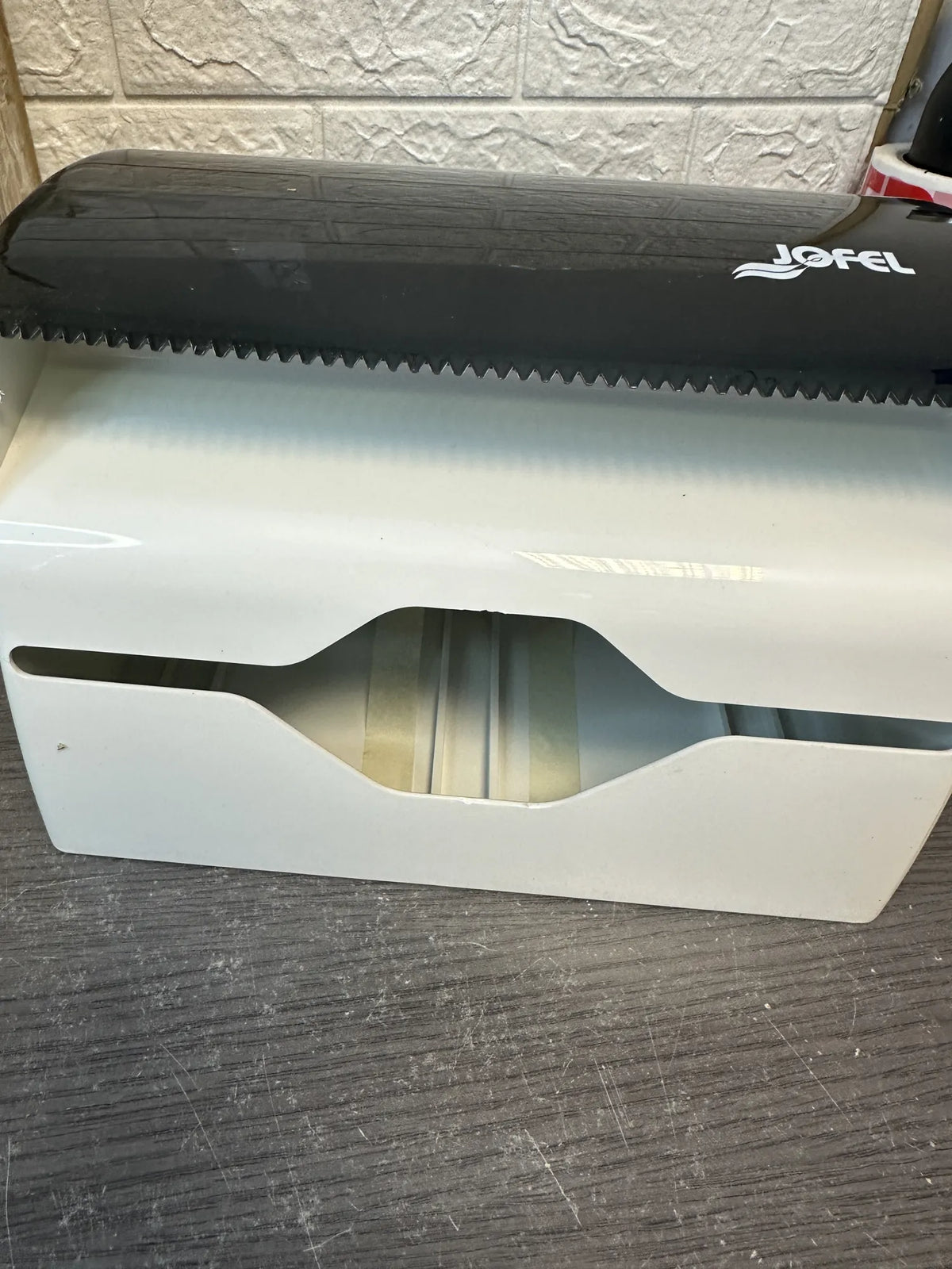 Dispensador de papel Jofel