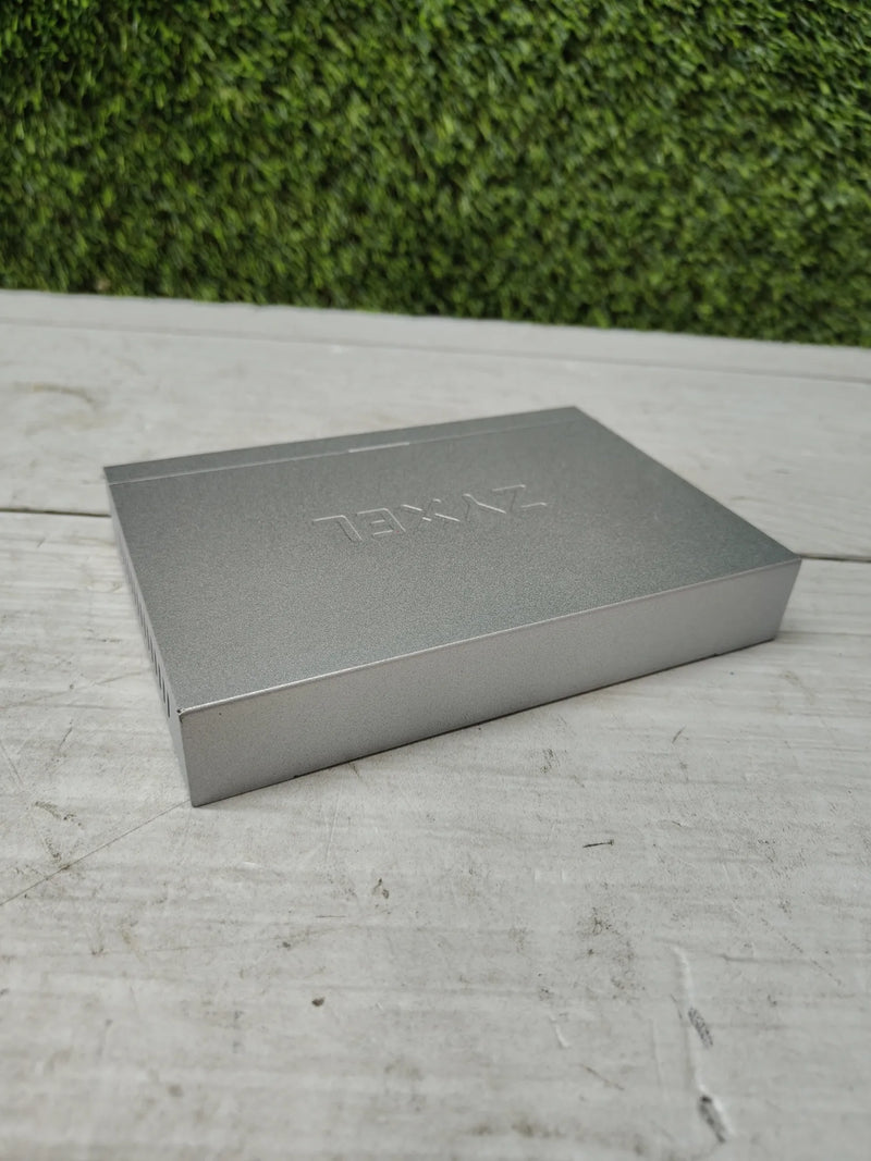 Conmutador ethernet de 5 puertos - Zyxel