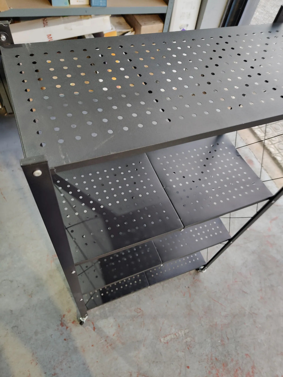 Estante de metal plegable con ruedas - Organize
